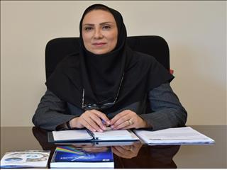 درخشش کارشناس آزمایشگاه‌ سازمان زمین‌شناسی و اکتشافات‌معدنی کشور